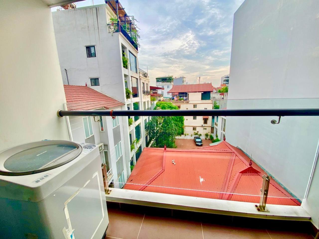 Luxe Paradise Residence Lac Long Quan Hanoi Bagian luar foto